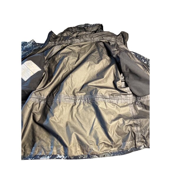 US Navy NWU Gore-Tex Cold Weather Digital Camouflage Parka Large Long Mens - Picture 11 of 16